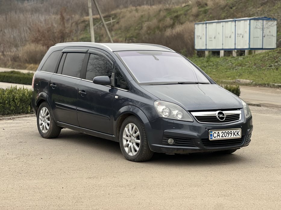Opel Zafira 1.9 автомат