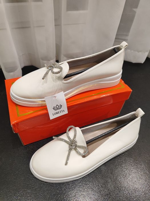 Лофери кеди макасіни білі 38 р