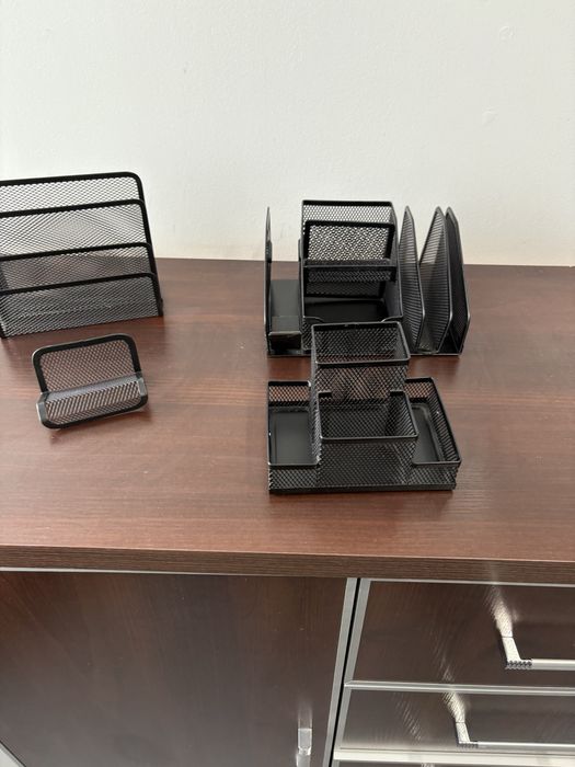 Organizery na biurko