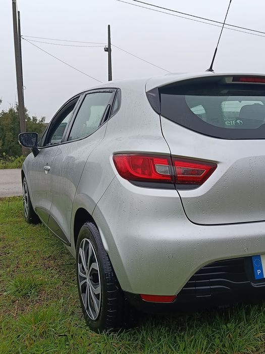 Renault Clio 1.5dci limited excelente