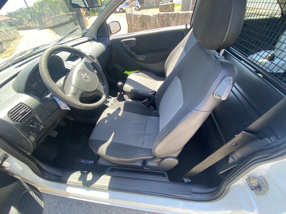 Opel corsa Van 1.3 cdti