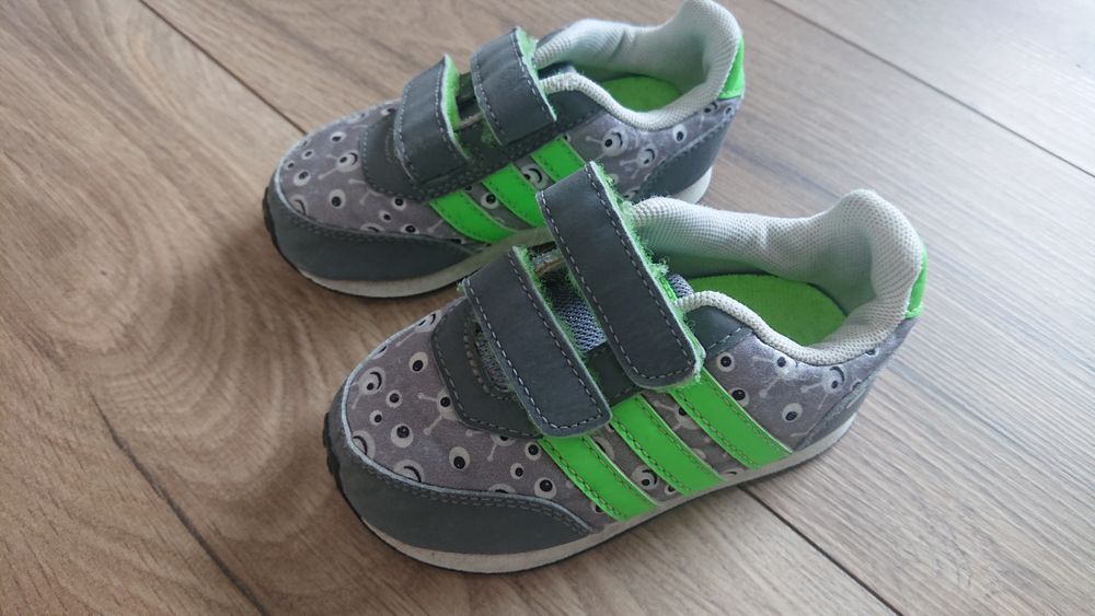Adidasy dla chłopca 22
