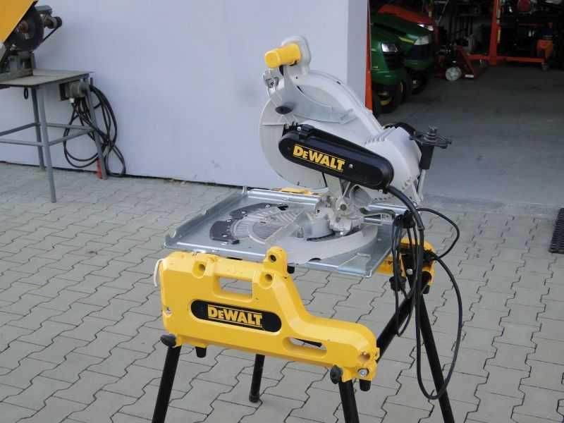 Pilarka UKOŚNICA PIŁA STOŁOWA DEWALT DW 743 Obracany stół 2 w1 Germany