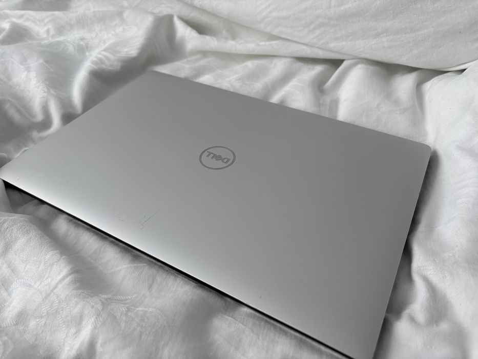 Ноутбук DELL 5530 i9, 4K, 32GB