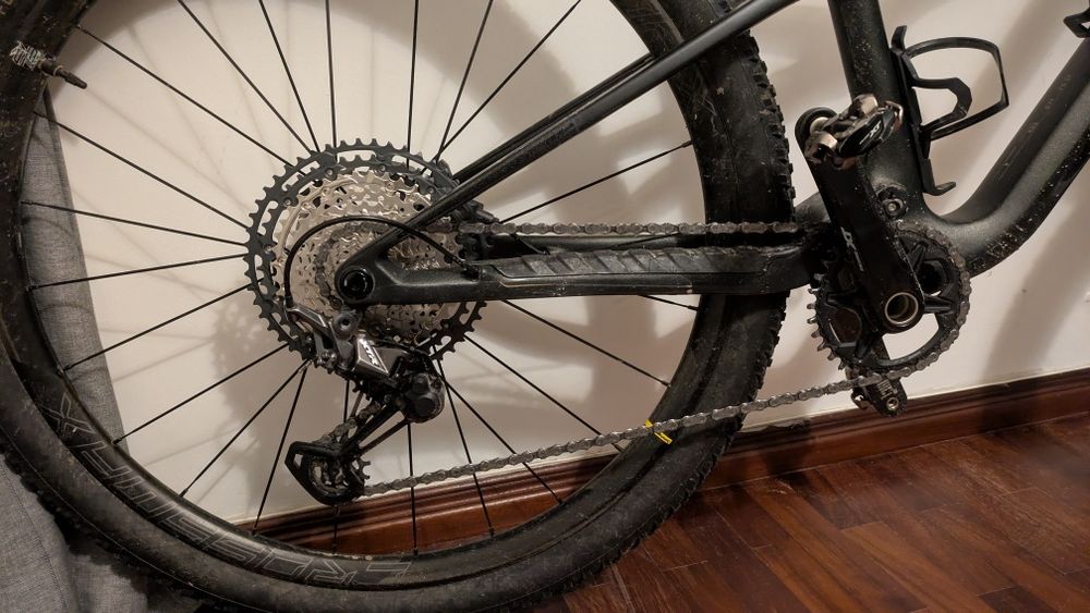 Bicicleta btt Orbea Oiz 2024 rodas mavic slr carbon