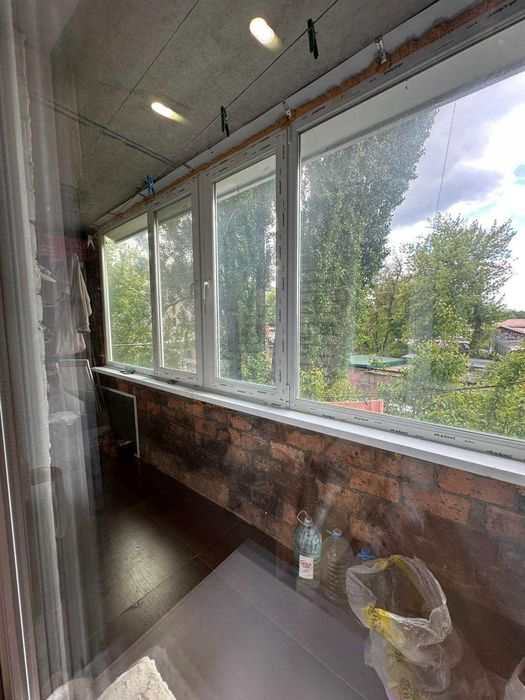 Продаж 4 кімнатної • З ремонтом • Центрі міста