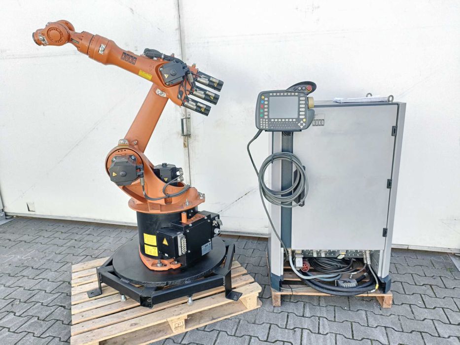 Stanowisko spawalnicze robot przemysłowy KUKA KR16 KRC2 ED05