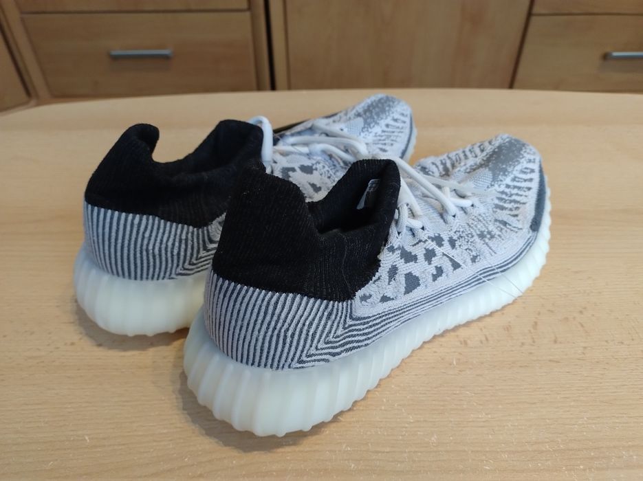 Adidas YEEZY 350 V2 CMPCT IG9608