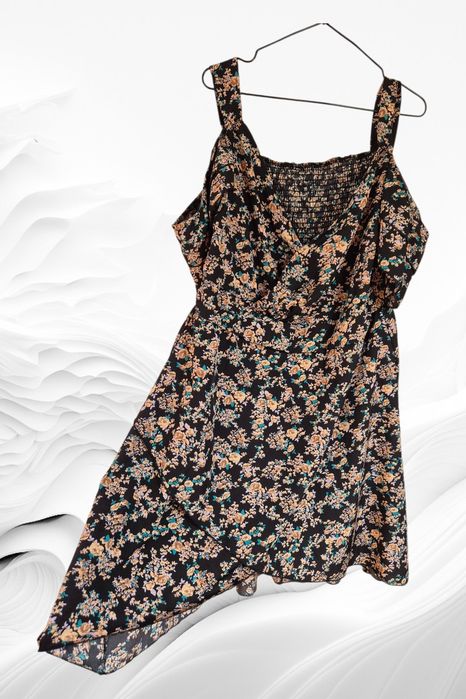Sukienka w kwiaty 2XL Boho Cold Shoulder