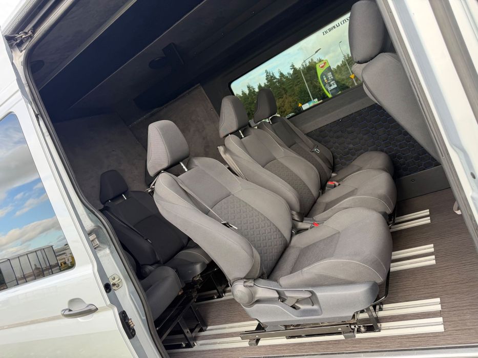 Vw crafter 9 osobowy