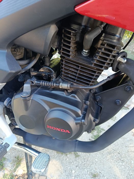 Honda 125  com 20 mil kilometros completamente nova