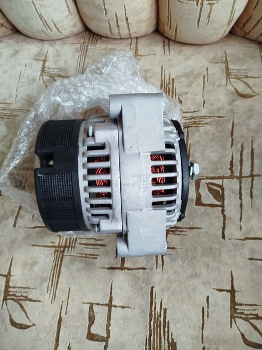 Генератор МТЗ. 14V2100w150A.