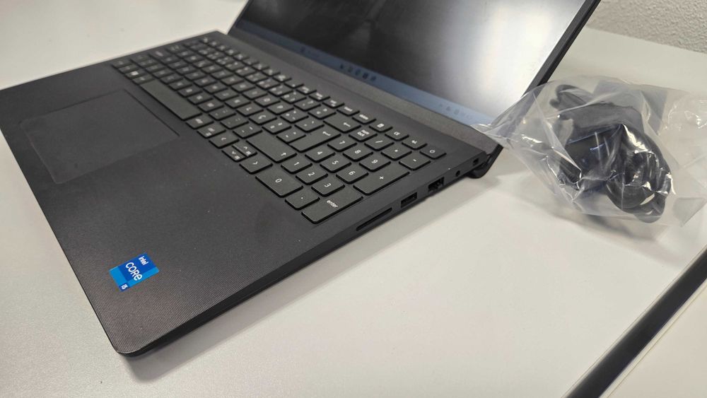 Portátil Dell i5 11a Geração com 256Gb Nvme +500gb com 16Gb Ram w11pro