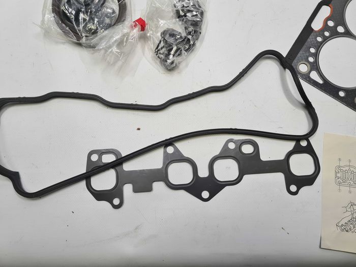 Zestaw uszczelek silnika 3E 3EE Toyota Corolla Tercel Corsa 1.5L OEM