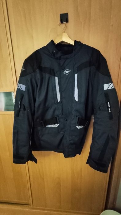 2 casacos para motociclistas