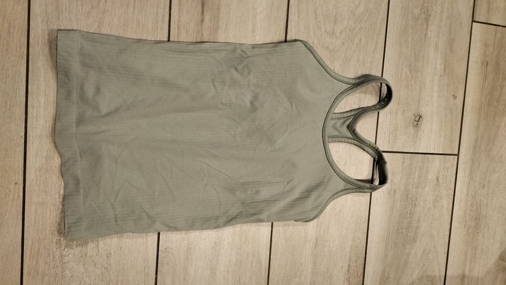 Miętowa koszulka fitness S/M next