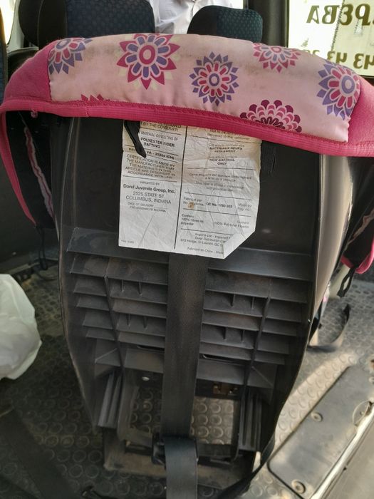 Автокрісло дитяче автомобільне крісло