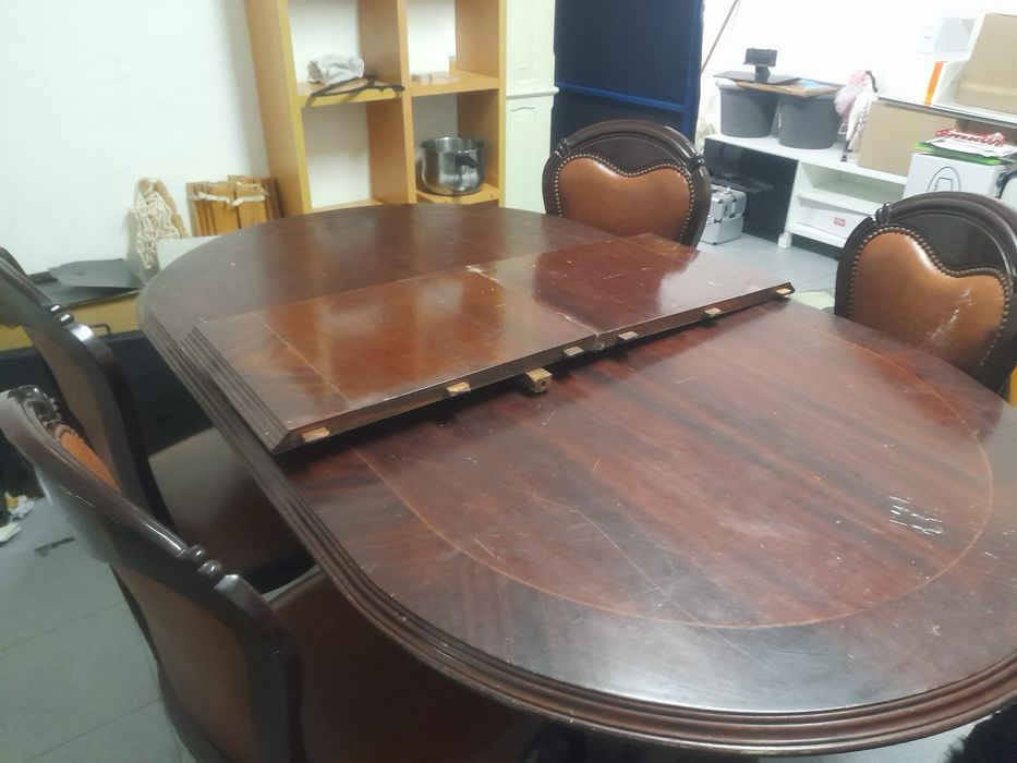 Mesa Madeira com Cadeiras