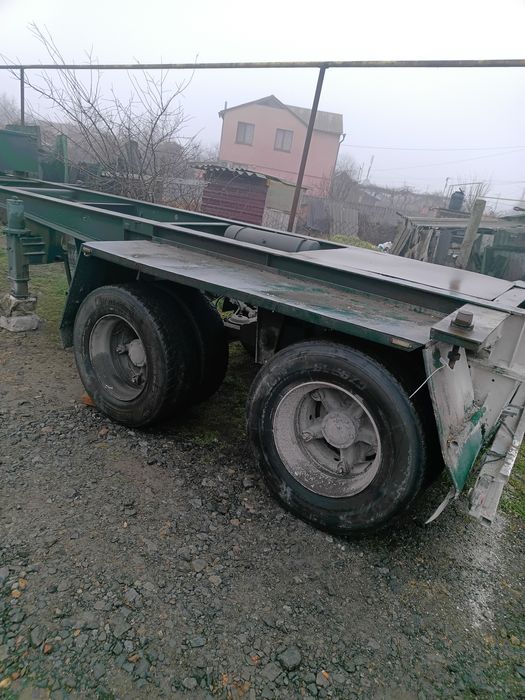 Продам прицеп 2000г