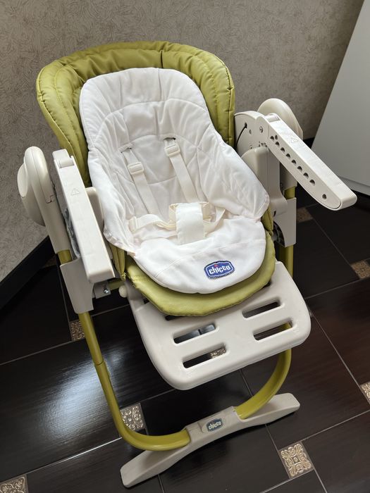 Крісло для годування Chicco Poly Magic