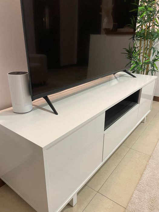 Móvel de televisão