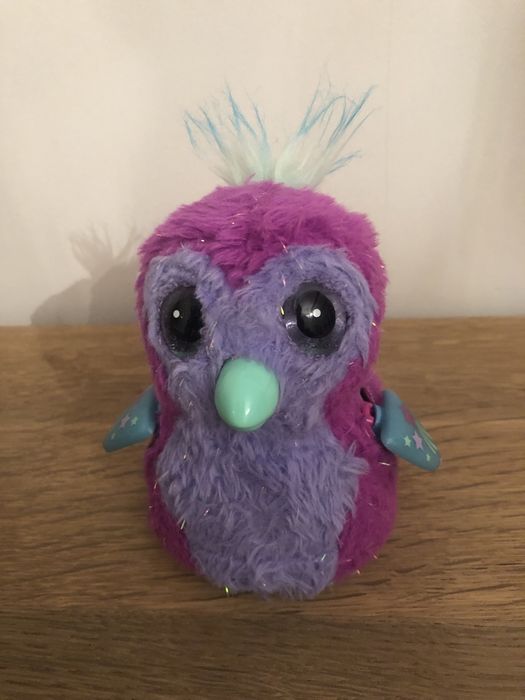 Hatchimals interaktywna sowa jeździ, wydaje dźwięki, rusza skrzydłami
