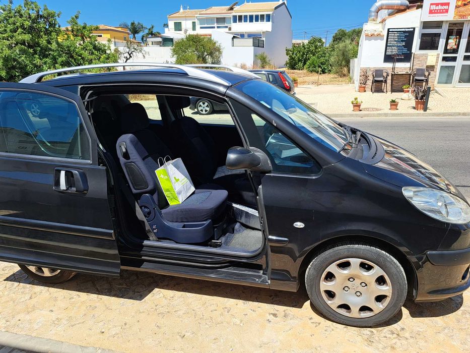 peugeot 1007 em excelente estado.