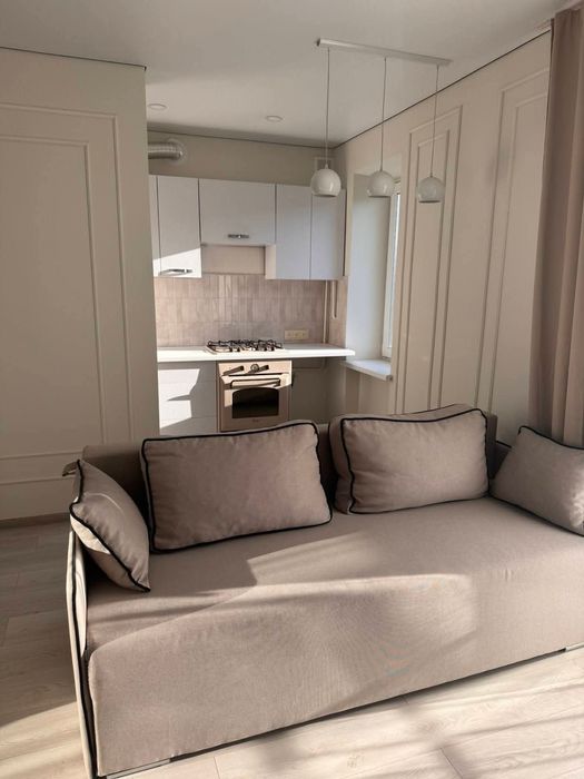 Продаж! 1но кімнатна з ремонтом