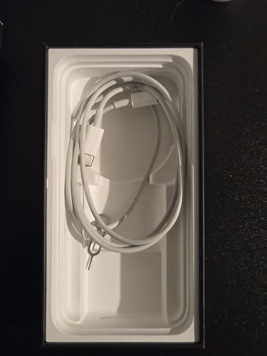 Kabel i Pudełko do iphone 11 pro