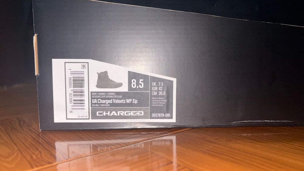 Botas Under Armour charged valsetz wp zip