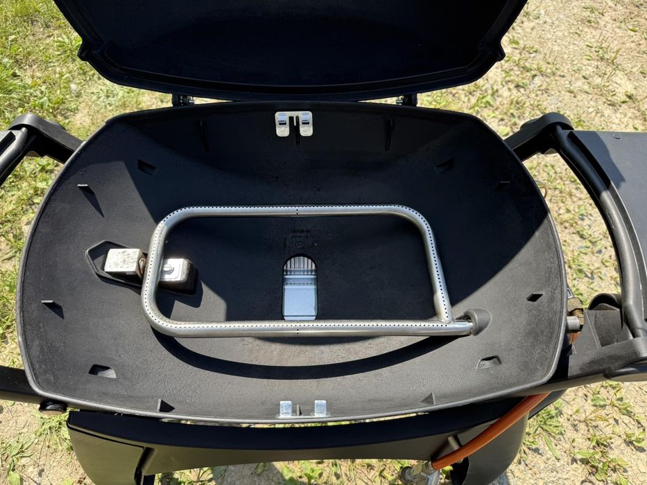 Газовий Гриль Weber Q200 комплект