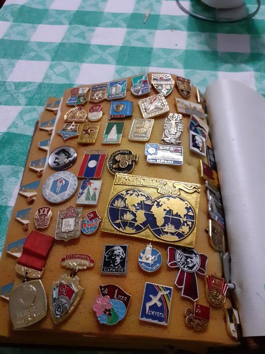 Russian Pin Bible