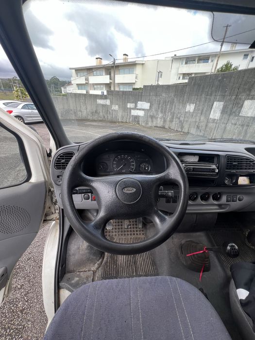 Ford transit 2.5d Caixa alta