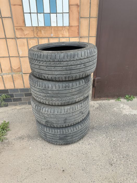 Шини Goodyear eagle sport run flat r20 285 45
