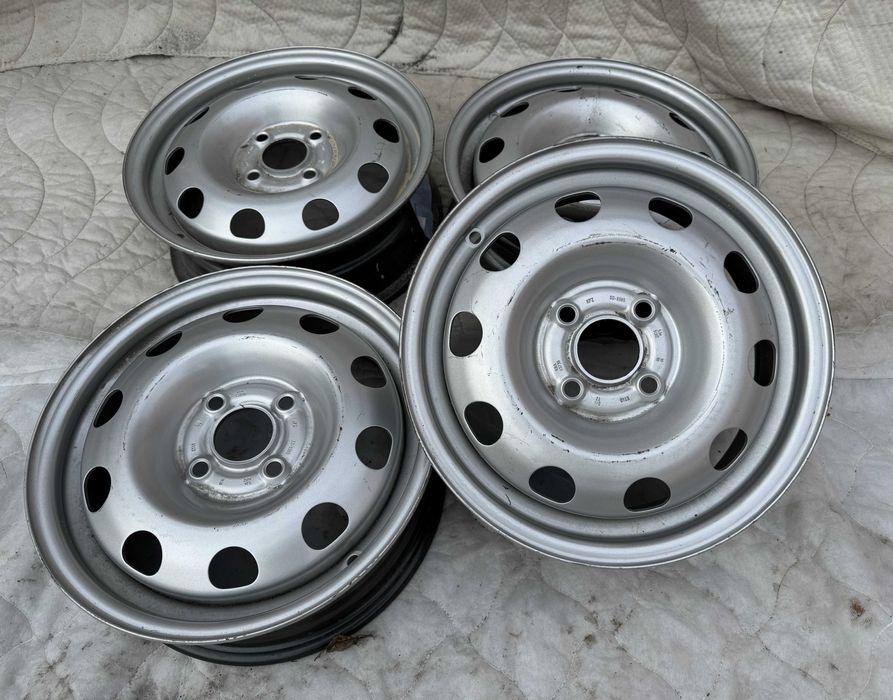 4x felga stalowa 5Jx14 VW Golf 3 Seat Cordoba 4x100 ET40 nowe KFZ
