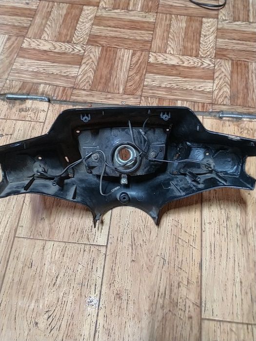 Обтекатель фары "башка"