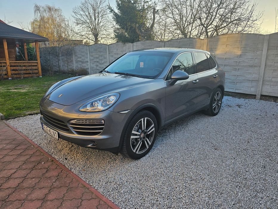 Porsche Cayenne 3.0 d serwis nowy rozrzad