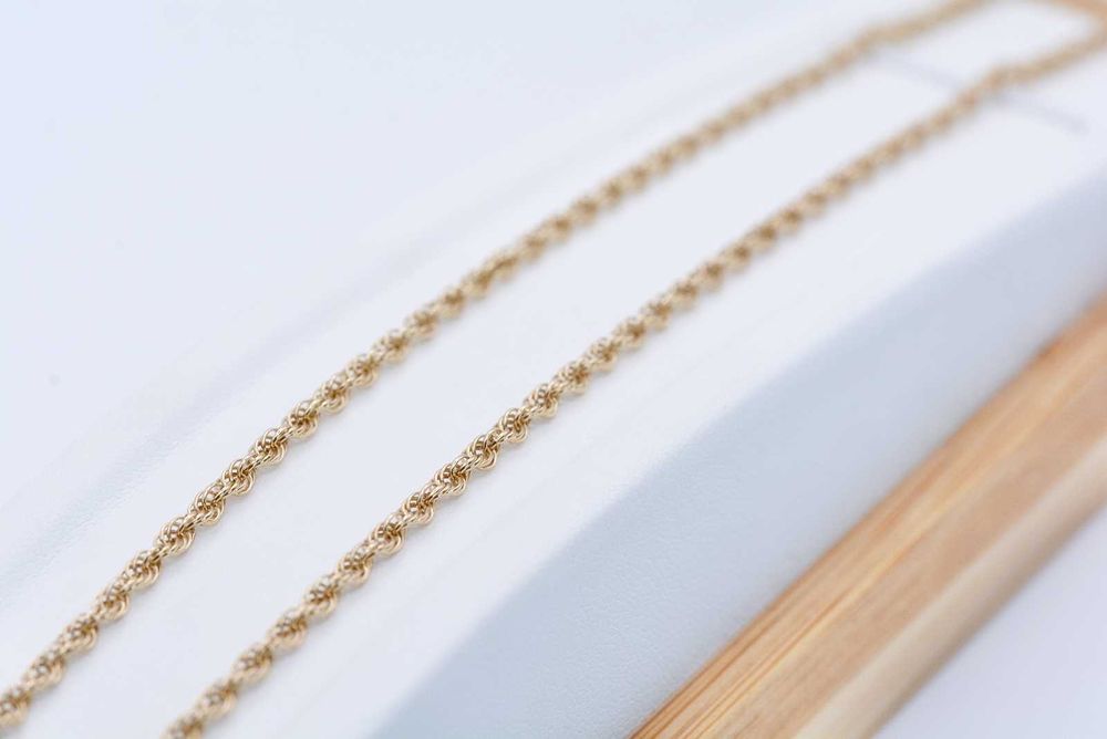 Śliczny złoty łańcuszek o splocie jak kordel bardzo długi 63 CM 375