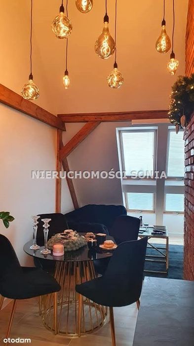 Stylowy loft 77 m² ostatnie piętro do zamieszkania