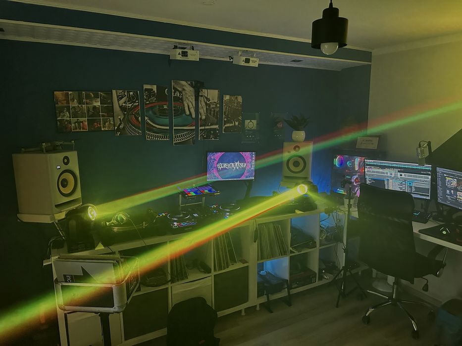 Dwie nowe głowy ruchome RGBW 90W Beam!