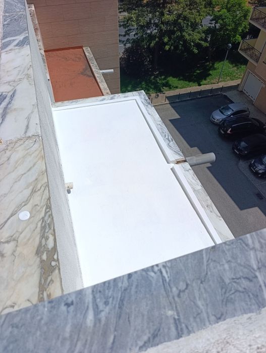 Trabalhos de remodelação, pintura, acabamentos e manutenção.
