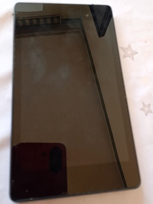 Tablet Asus Nexus 7 16GB model K008 uszkodzony