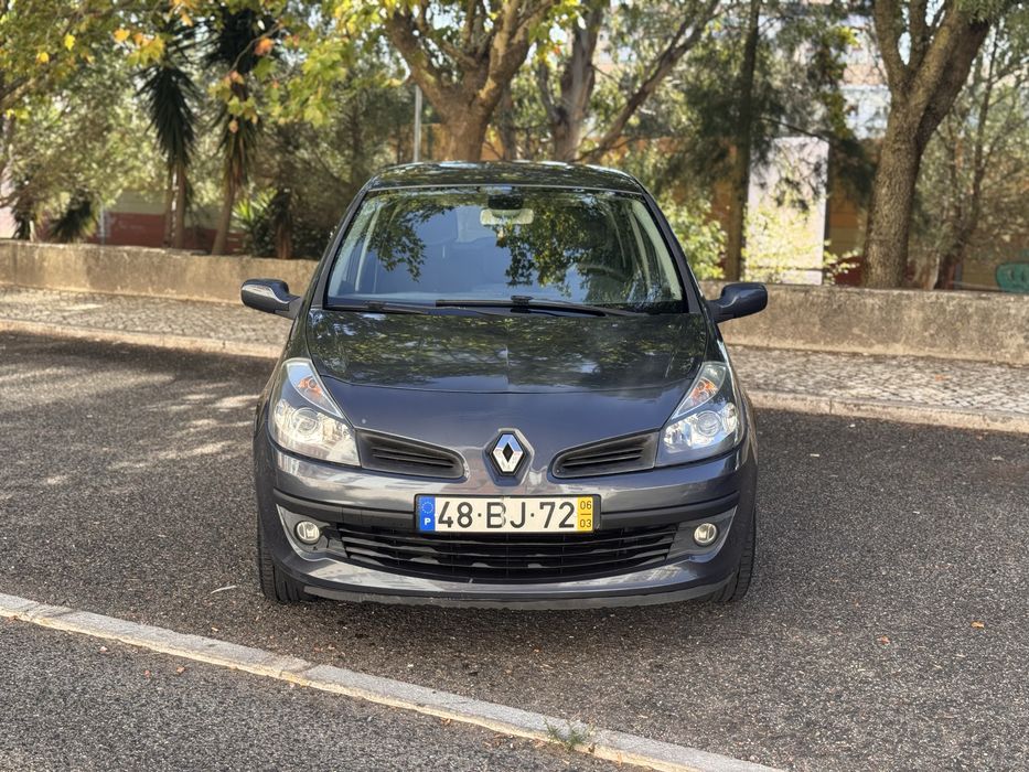 Renault Clio III 1.2 75cv