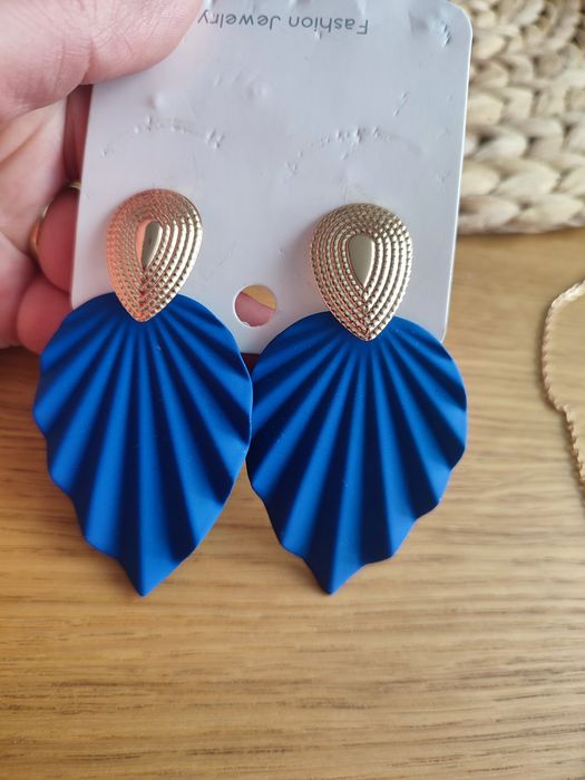 Zestaw nowej biżuterii