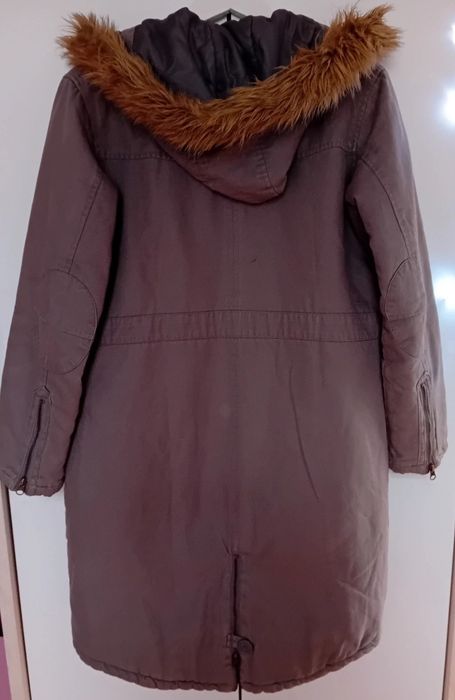 Szara parka – retro Y2K, kaptur z futerkiem