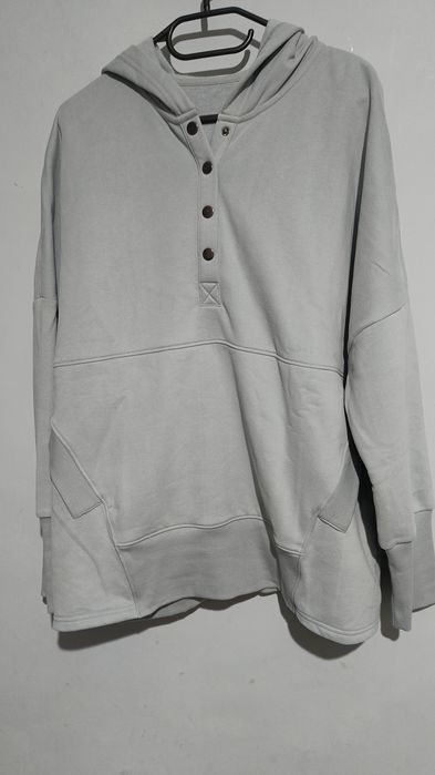 Nowa , ciepła bluza