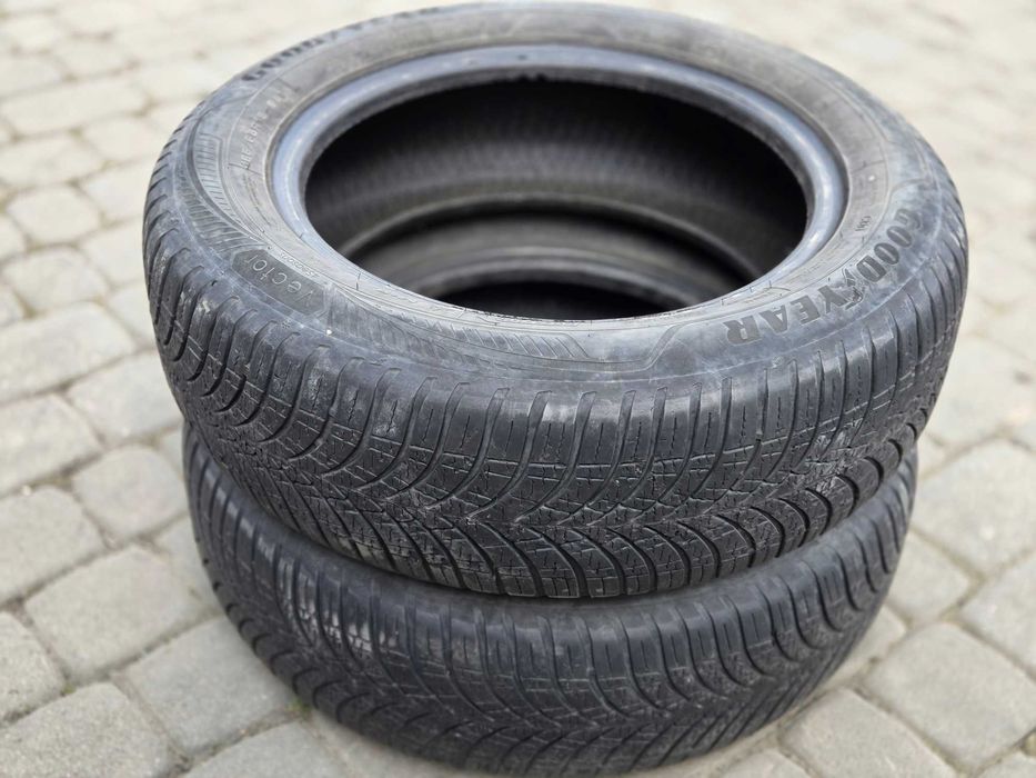 Резина 185/65 R15 goodyear vector 4seasons gen-3