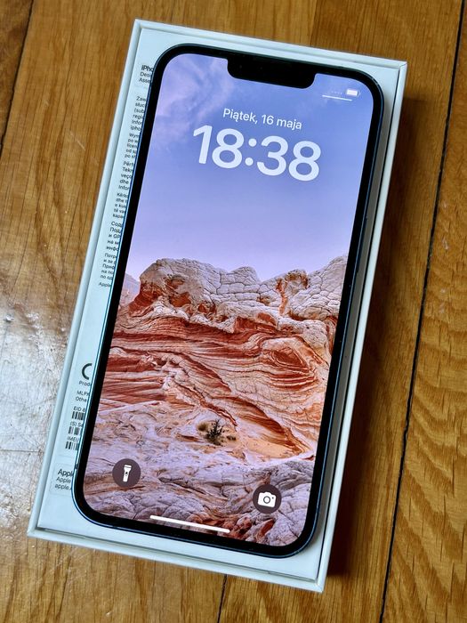 Telefon iPhone 13 128gb bateria 72% duzo etui pełen komplet
