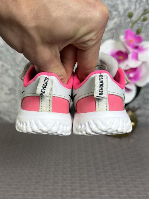 Nike Revolution кроссовки 21 размер детские беговые серые