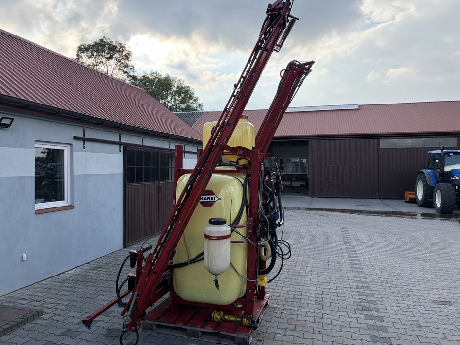 Opryskiwacz Hardi 1200l,(15/16m), hydraulika
